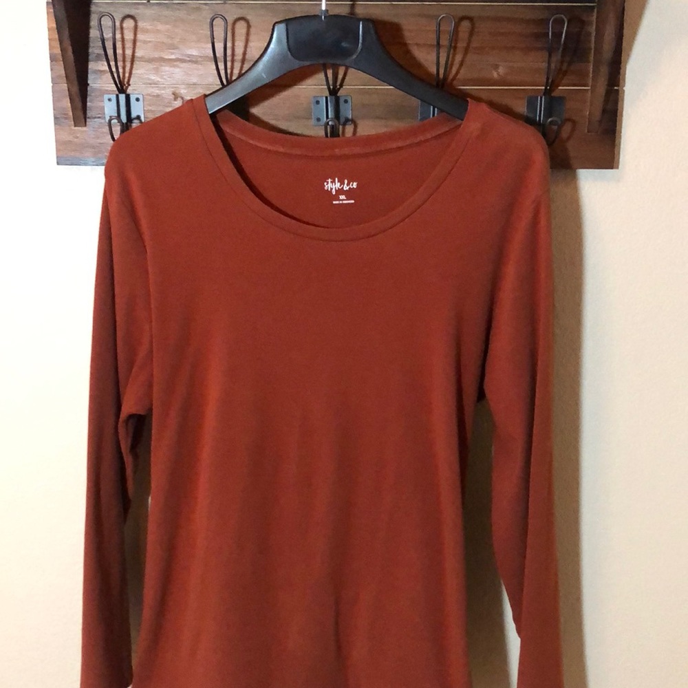 Style & CO long sleeve knit shirt